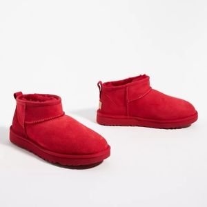 NWT UGG Classic Ultra Mini Boot